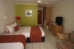 Mackays Mission Beach - Hotel WA 2