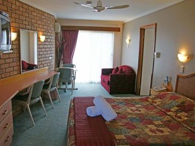 Sapphire Waters Motor Inn - Hotel WA 4