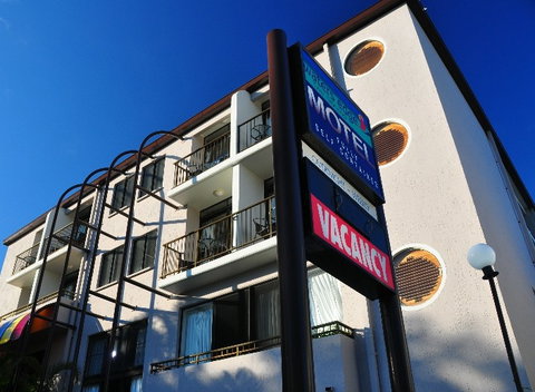 Waters Edge The Strand - Townsville - Hotel WA 4