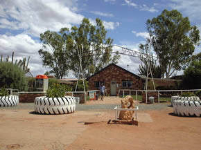 Yuelamu NT Hotel WA