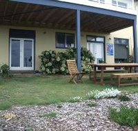 Victor Apartments - Cheri-On-Sea Apartment