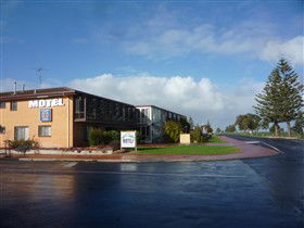Kingston Se SA Hotel WA