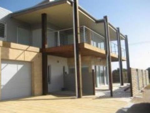 Kingston Shore Villas - Hotel WA 2