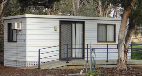 Long Island Caravan Park Cabins - Hotel WA 1
