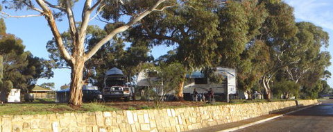 Long Island Caravan Park Cabins - Hotel WA 8
