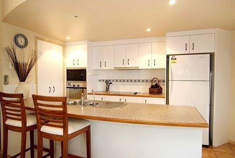 Mediterranean Beachfront Apartments - Hotel WA 2