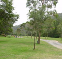 Gradys Riverside Retreat - Hotel WA