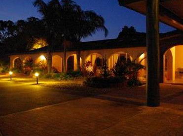 Batemans Bay Manor - Bed And Breakfast - Hotel WA 5
