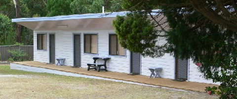 Burrill Pines Motel - Hotel WA 1