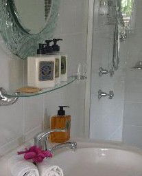 CeeSpray On Owen Bed And Breakfast - Hotel WA 3