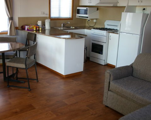 Broken Hill Tourist Park - Hotel WA 1