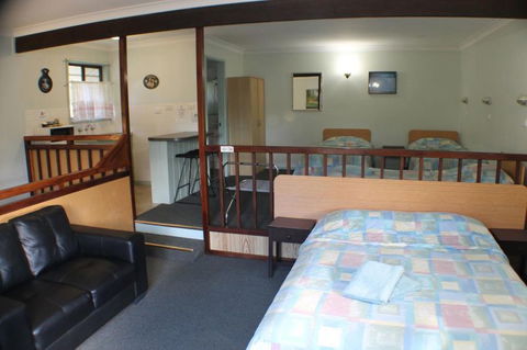 Lake Forbes Motel - Hotel WA 2