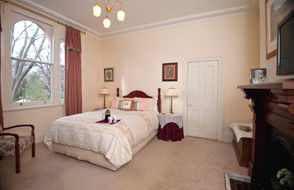 Spring Hill ACT Hotel WA