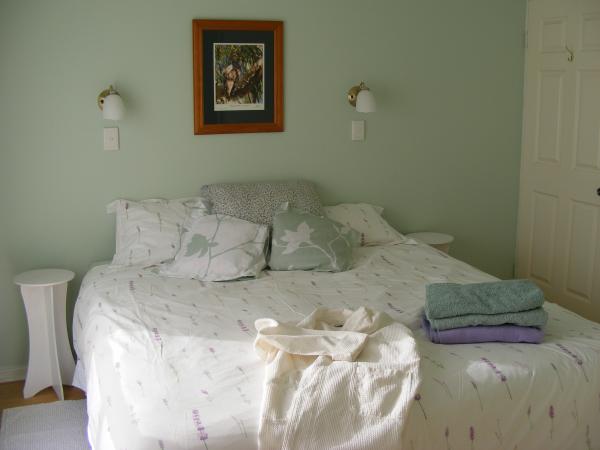 Alligator Creek QLD Hotel WA