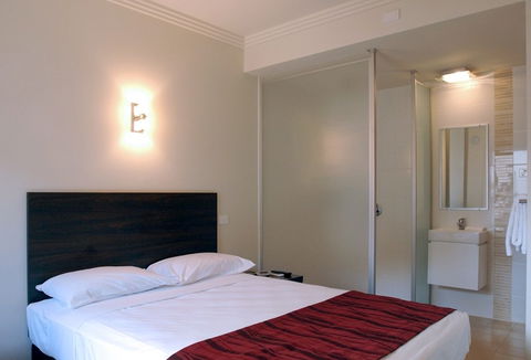 Homeground Gladstone - Hotel WA 5