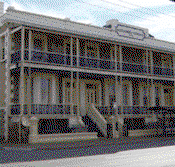 Glenelg Beach Hostel