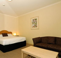Quality Hotel Tiffins on the Park - Hotel WA