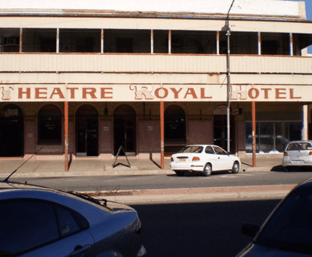 Theatre Royal Hotel - Hotel WA