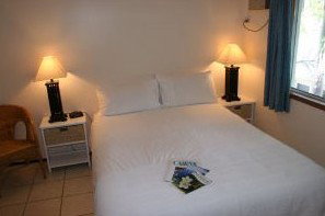 Machans Beach QLD Hotel WA