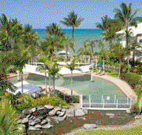 Coral Sands Beachfront Resort