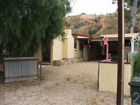 James Well SA Hotel WA