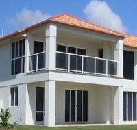 Bargara Beach Oceanfront Holiday Home - Hotel WA