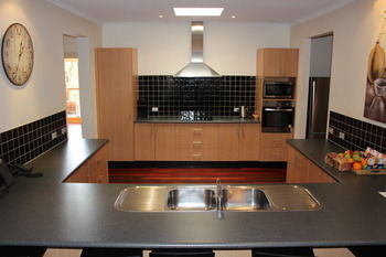 Yering Gorge Cottages By The Eastern Golf Club - Hotel WA 23