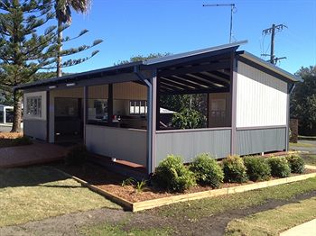Dirty Creek NSW Hotel WA