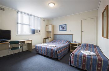 Brown Jug Inn Hotel - Hotel WA 4