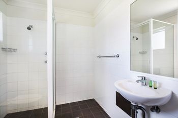 Colyton Hotel - Hotel WA 30