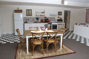 Merrow Cottages - Hotel WA 30