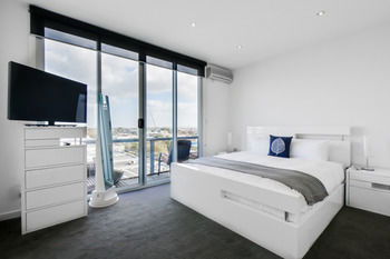 UrbanMinder @ Montague - Hotel WA 8