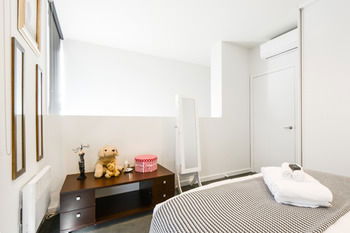UrbanMinder @ Montague - Hotel WA 9