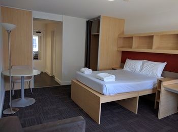 RMIT Village - Hotel WA 22