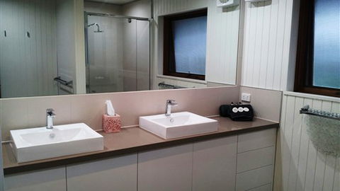 Greenstone Farm - Hotel WA 5