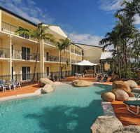 Cairns Queenslander Hotel  Apartments - Hotel WA