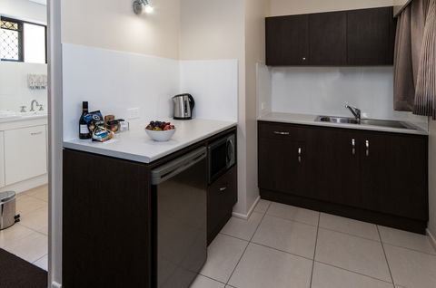 Comfort Inn & Suites Robertson Gardens - Hotel WA 7