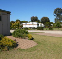 Cummins Community Caravan Park - Hotel WA