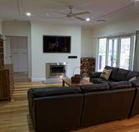 G G's By The River - Hotel WA