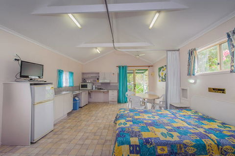 Grassy Head Holiday Park - Hotel WA 4
