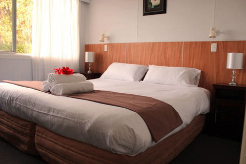 Hibiscus Crown - Hotel WA 3