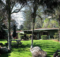 Kentia Holiday Accommodations - Hotel WA