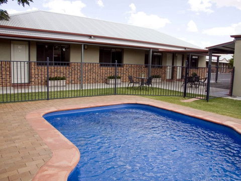 Saltbush Motor Inn - Hotel WA 1