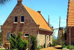 The Lily Dutch Windmill - Hotel WA 4