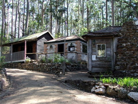 The Original Gold Rush Colony South Coast Accommodation - Hotel WA 4
