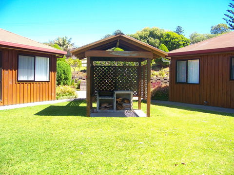 Whispering Pines - Hotel WA 2