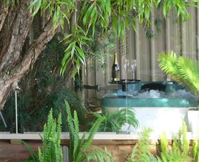 Mumbles - Hotel WA 2