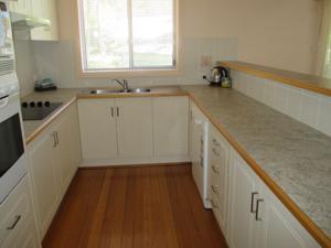 Waratah Family Cottage 82 - Hotel WA 4