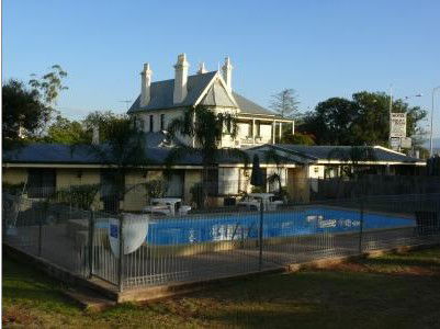 Airlie House Motor Inn - Hotel WA 0