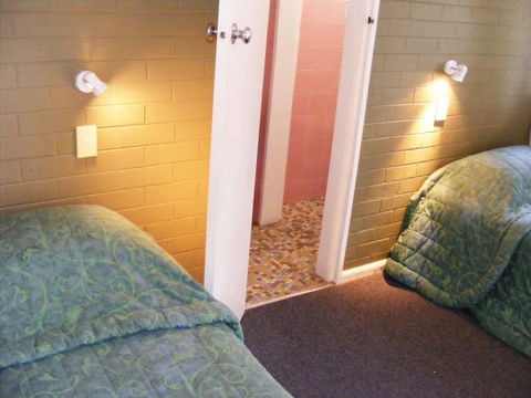 Rod N Reel Hotel Woodburn - Hotel WA 8